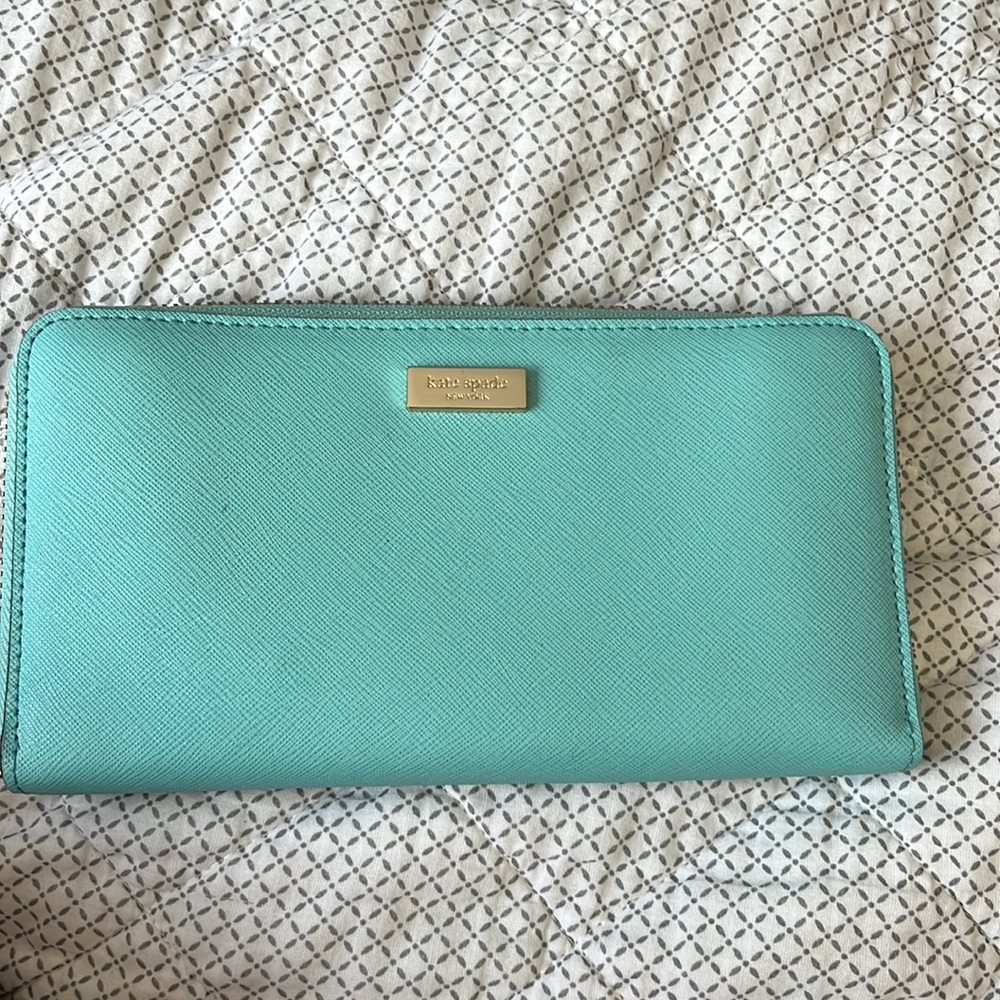Kate Spade Tiffany blue wrap around wallet - excellent used condition